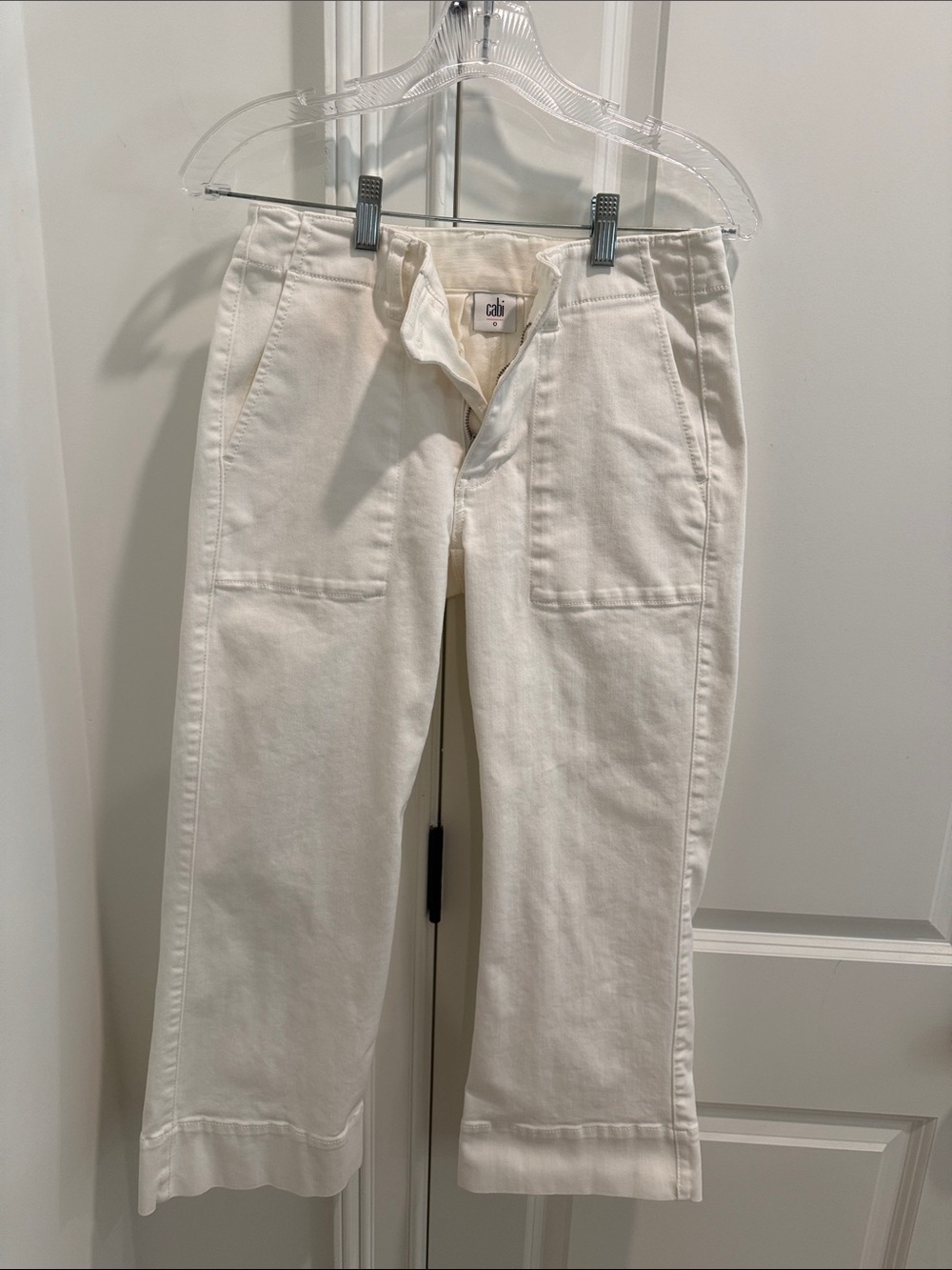 CAbi Off-White Cropped Ankle Jeans